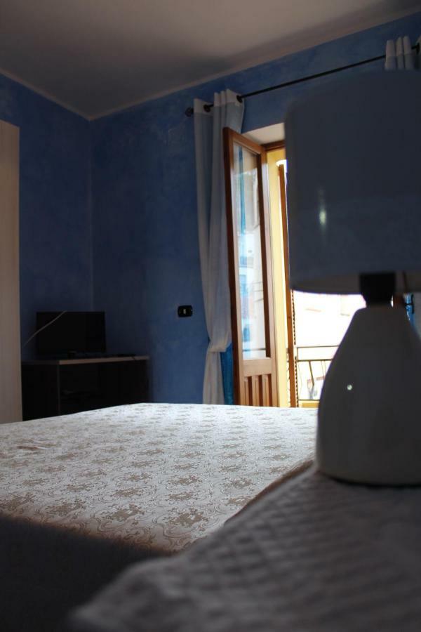 Hotel Su Campanile à Baunei Extérieur photo