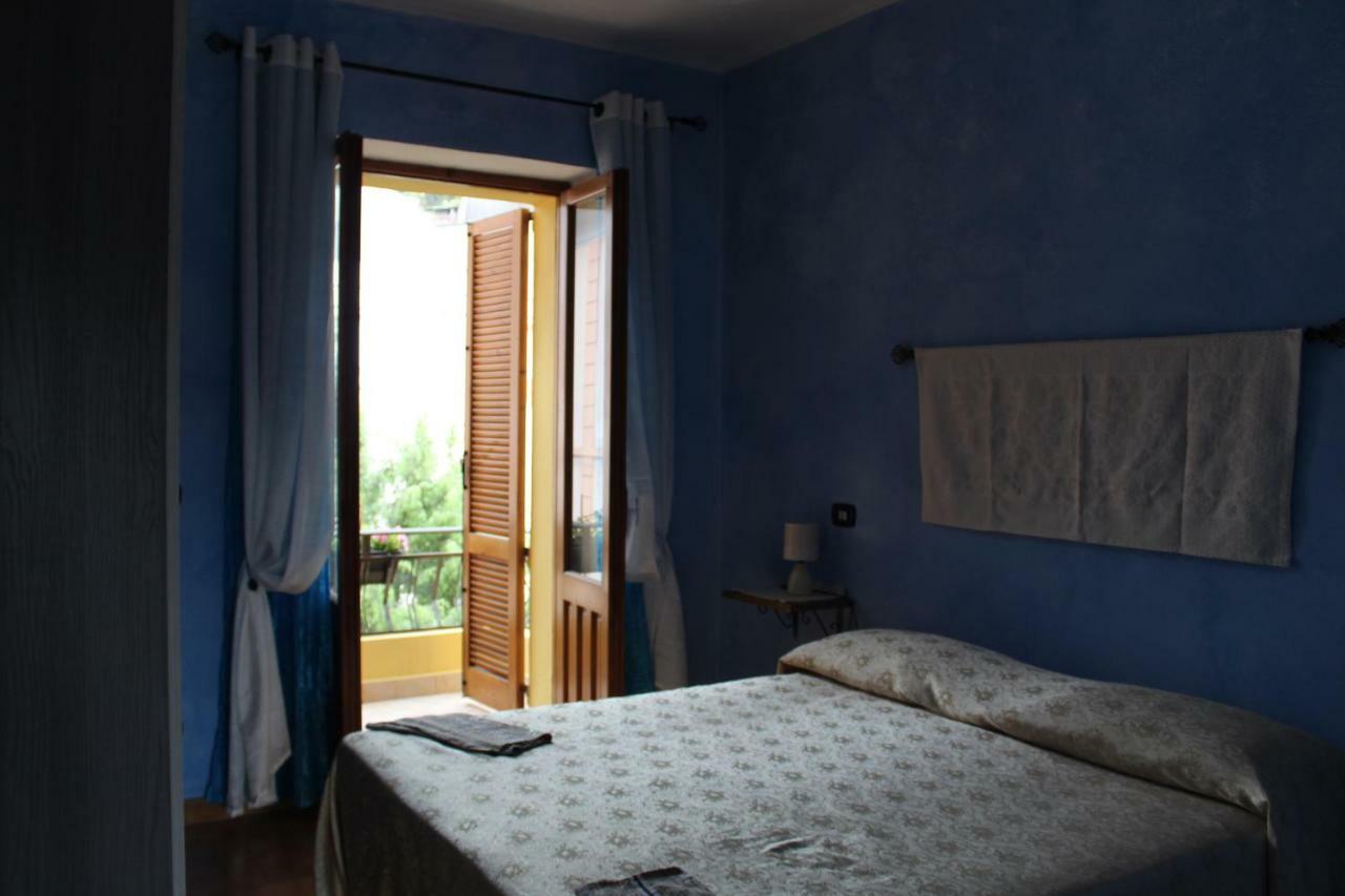 Hotel Su Campanile à Baunei Extérieur photo